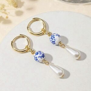 Pearl drop earrings M264